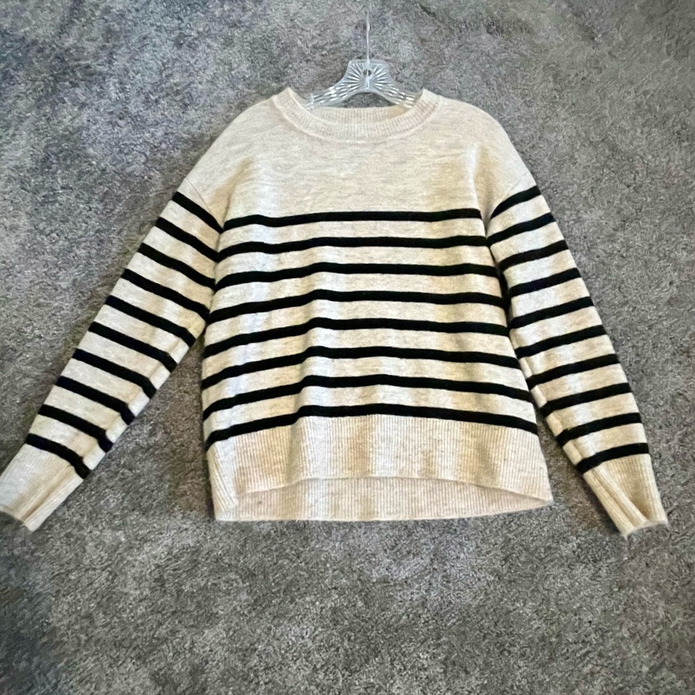 Liverpool Cream colored Oatmeal Black striped Comfy Sweater